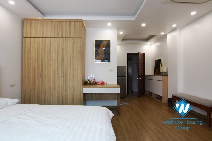 Balcony Fully Serviced 1 Bedroom Apartment For Rent In Hai Ba Trung